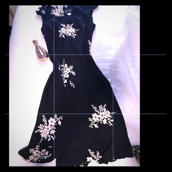 S.L. Fashions Dresses & Skirts - Gorgeous Dress Size 10